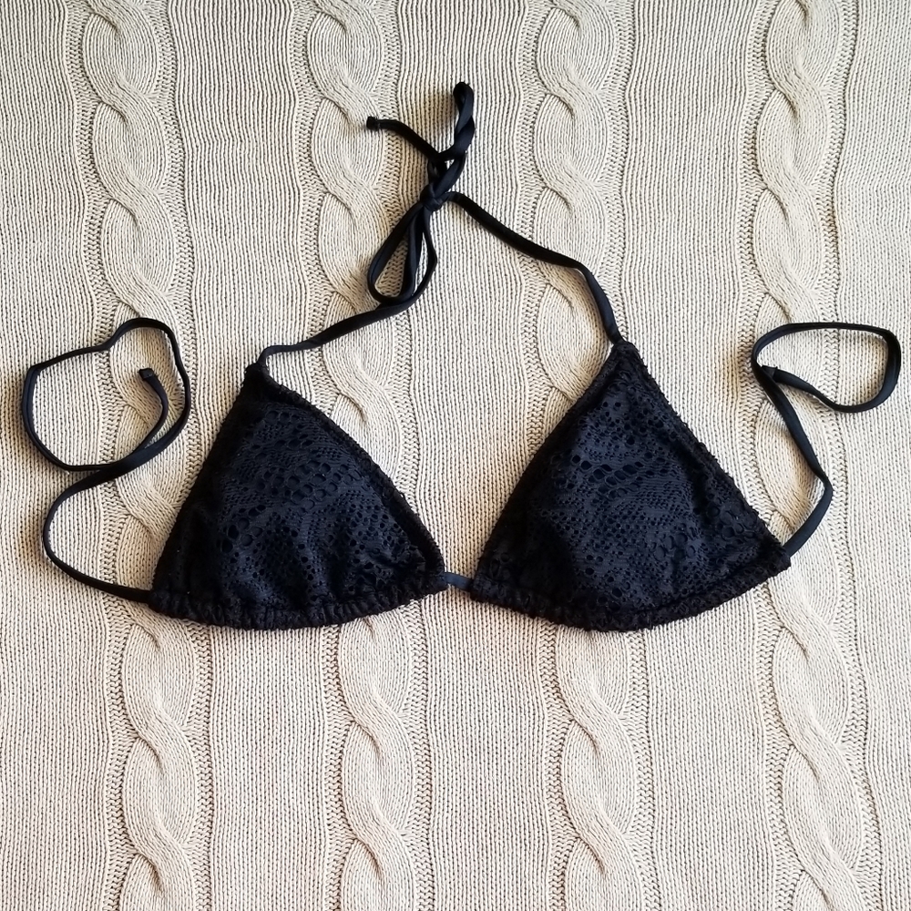 Bikini top crochet lace look